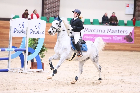 Международные соревнования CSI-1*/J/Ch в Maxima Stables: Итоги первого дня