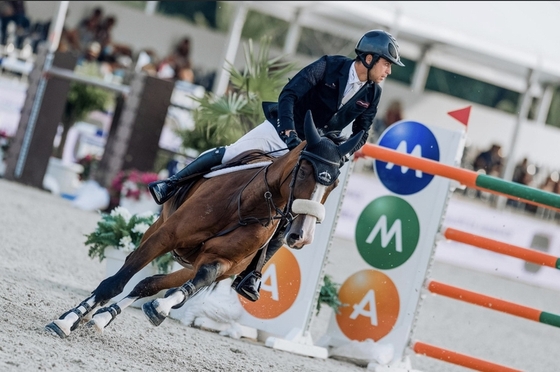 Эдвард Леви одержал победу на турнире CSI5* в Гримо 