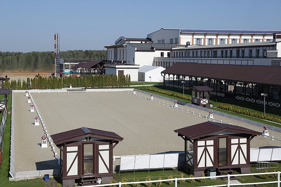 Специальные тарифы на неделю «Открытый мир» в КСК «Maxima Stables»!