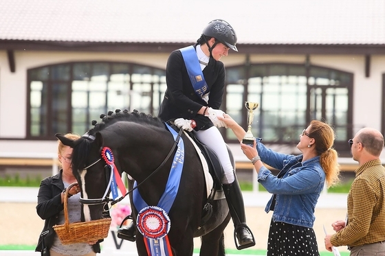 Итоги лично-командного первенства среди детей, юношей и юниоров в Maxima Stables